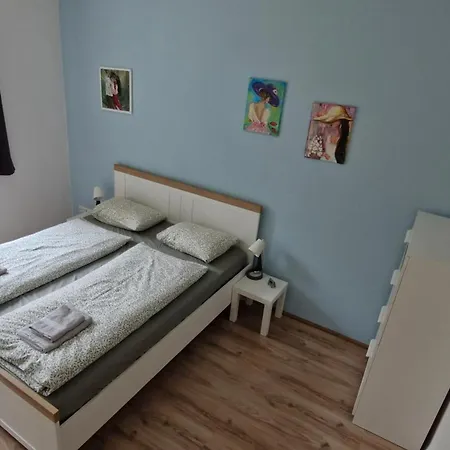 Kamarytka Διαμέρισμα Τσέσκε Μπουντεγιόβιτσε